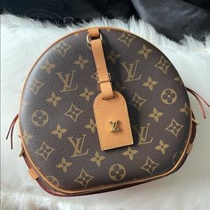 🚫SOLD🚫 LOUIS VUITTON BOITE CHAPEAU SOUPLE